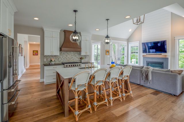 629 George Cohan Court, Crown Point, IN 46307