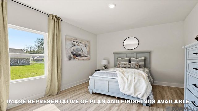 12705 Legacy Oaks Avenue, Central, LA 70818