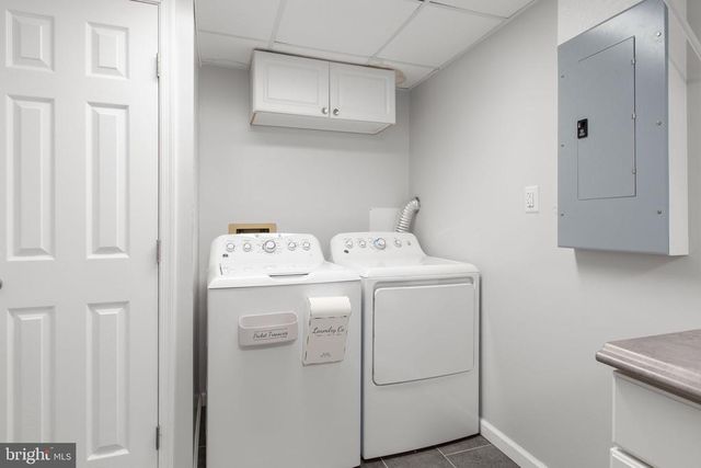 3116 BROWN HILL DR, Fredericksburg, VA 22408