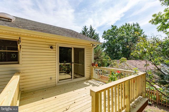 3116 BROWN HILL DR, Fredericksburg, VA 22408