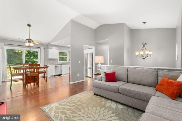 3116 BROWN HILL DR, Fredericksburg, VA 22408