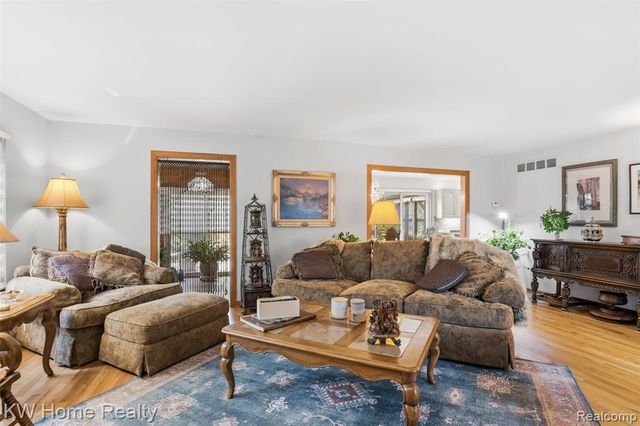 21435 Gill Road, Farmington Hills, MI 48335