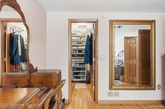 21435 Gill Road, Farmington Hills, MI 48335
