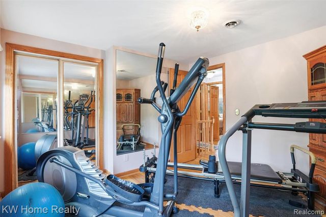 21435 Gill Road, Farmington Hills, MI 48335
