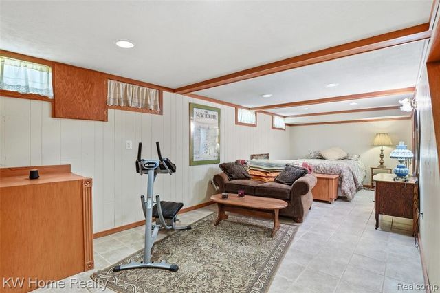 21435 Gill Road, Farmington Hills, MI 48335