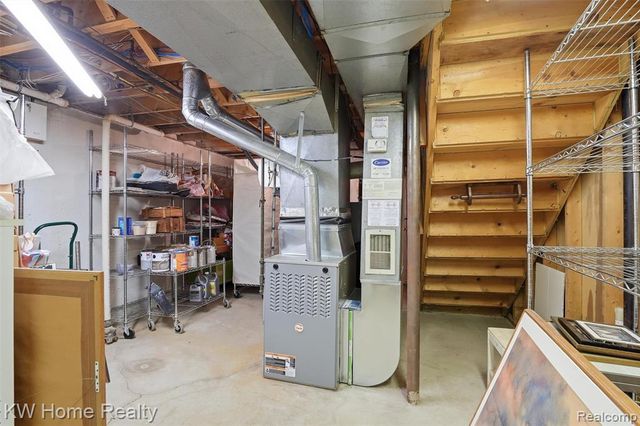 21435 Gill Road, Farmington Hills, MI 48335