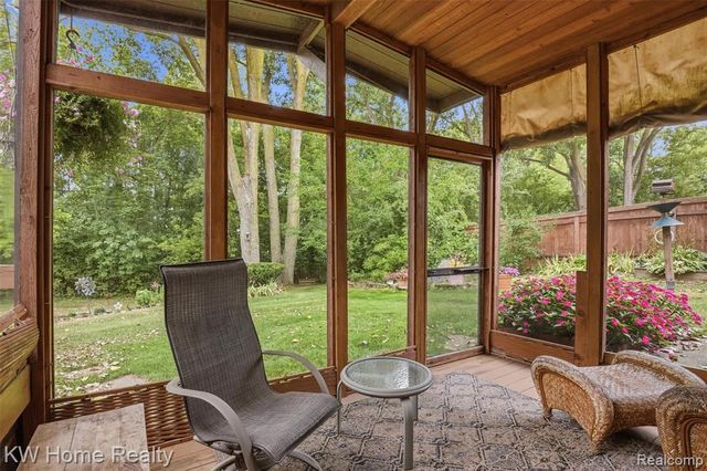 21435 Gill Road, Farmington Hills, MI 48335