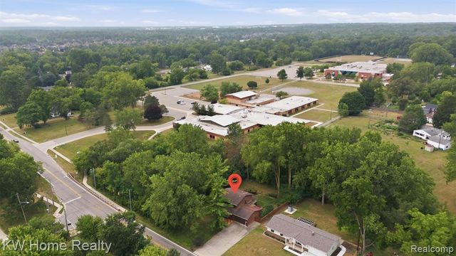 21435 Gill Road, Farmington Hills, MI 48335