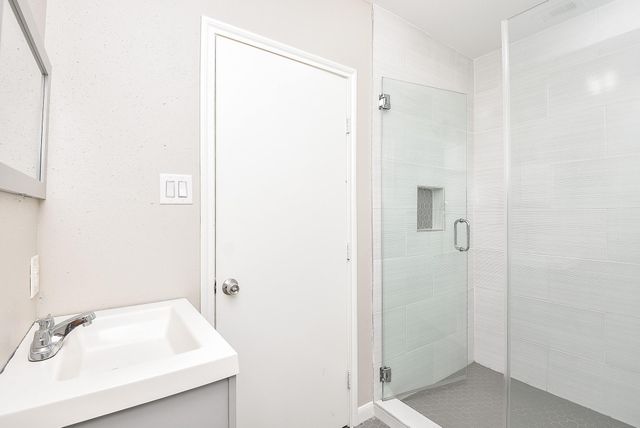 3710 Dreyfus Street, Houston, TX 77021