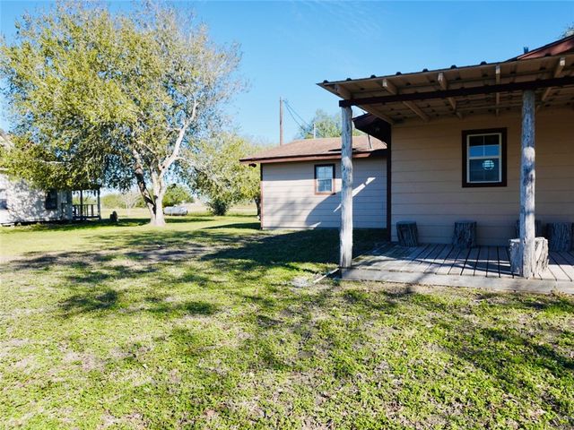 7643 County Road 2415, Sinton, TX 78387