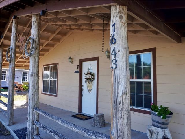 7643 County Road 2415, Sinton, TX 78387