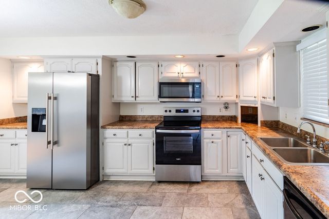 4435 Chatham Place, Indianapolis, IN 46226