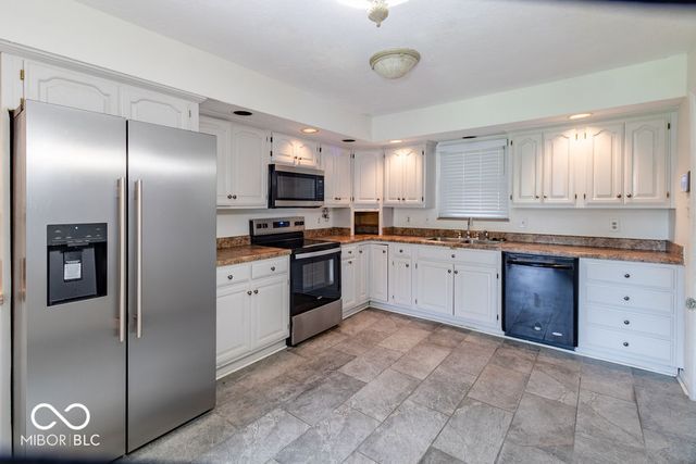 4435 Chatham Place, Indianapolis, IN 46226