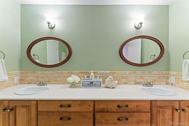 3423 S Race Street, Englewood, CO 80113