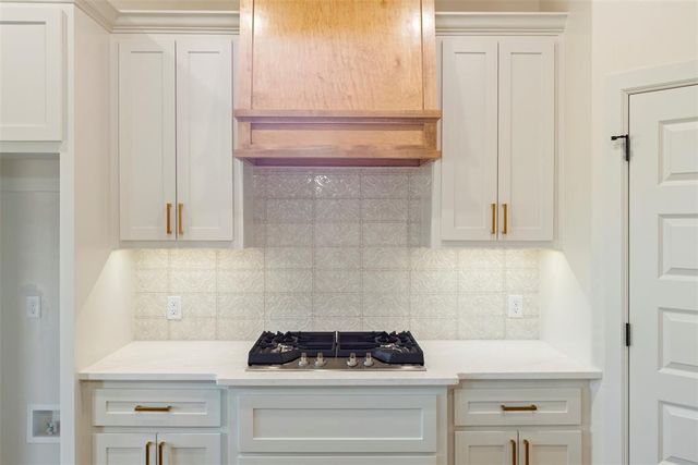 3000 Road Runner Court, Guthrie, OK 73044