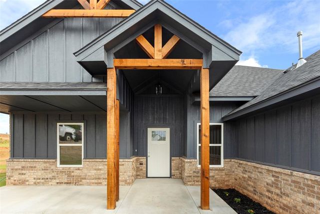 3000 Road Runner Court, Guthrie, OK 73044