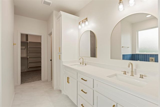 3000 Road Runner Court, Guthrie, OK 73044