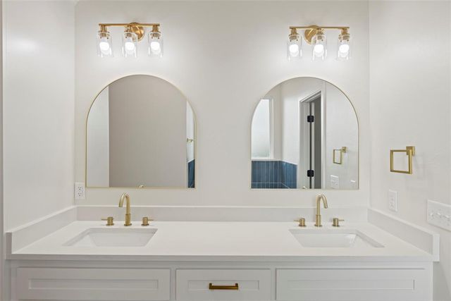 3000 Road Runner Court, Guthrie, OK 73044