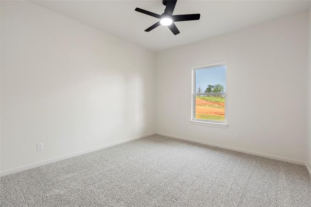 3000 Road Runner Court, Guthrie, OK 73044