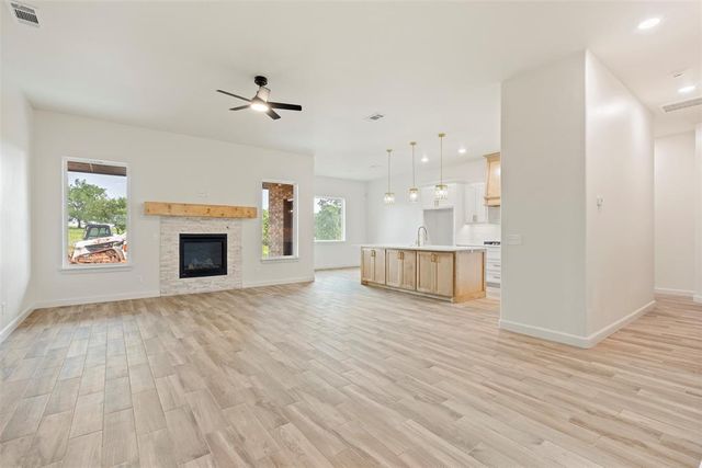 3000 Road Runner Court, Guthrie, OK 73044