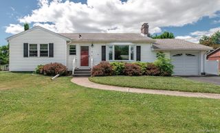 15 Genesee Avenue, Lake Katrine, NY 12449