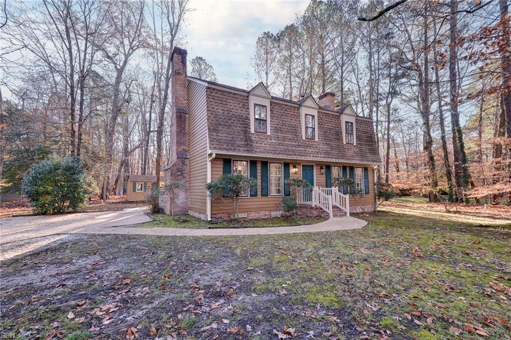 100 Daingerfield RD, Williamsburg, VA 23185