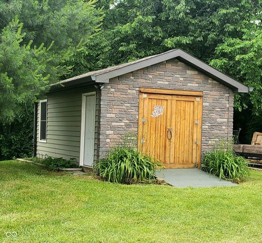 600 Old Moore Road, Martinsville, IN 46151