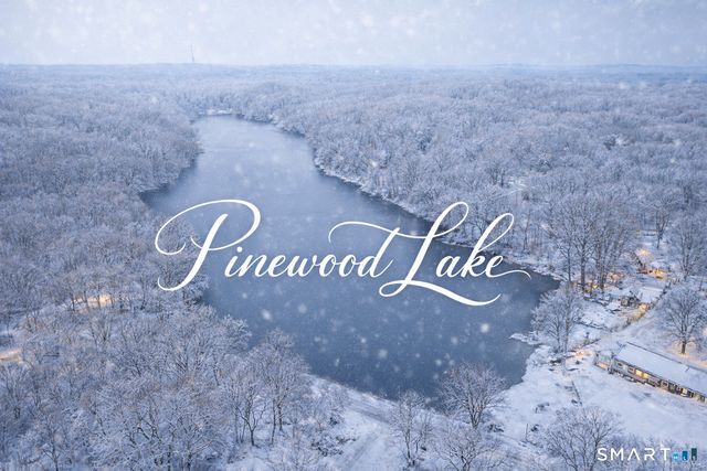 68 Old Dike Road, Trumbull, CT 06611