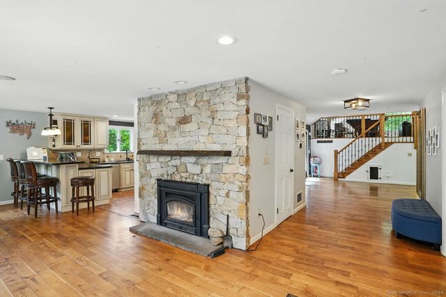 68 Old Dike Road, Trumbull, CT 06611