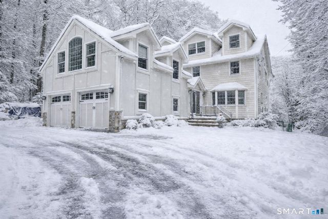 68 Old Dike Road, Trumbull, CT 06611