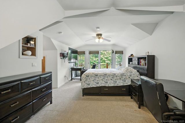 68 Old Dike Road, Trumbull, CT 06611