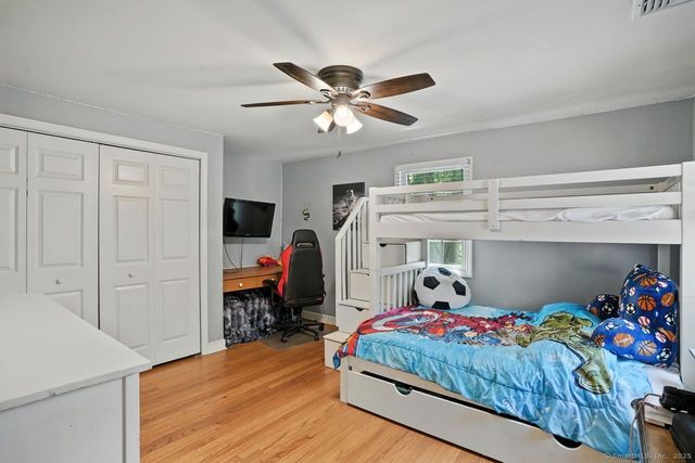 68 Old Dike Road, Trumbull, CT 06611