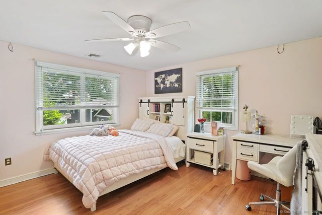 68 Old Dike Road, Trumbull, CT 06611