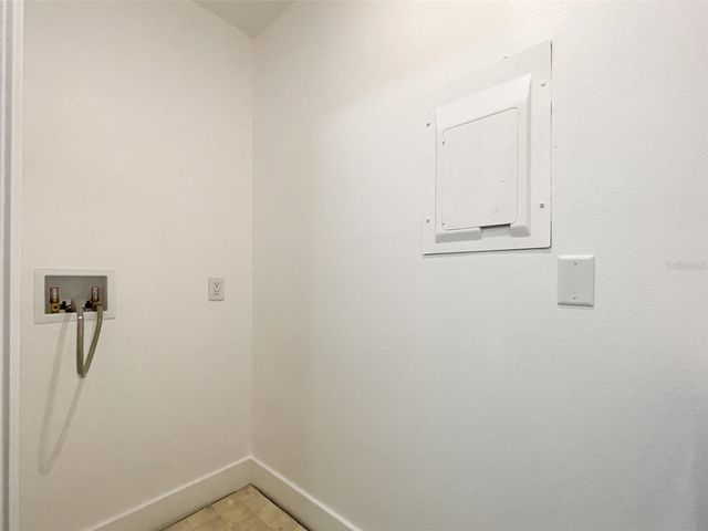 1400 GANDY BOULEVARD N 412, St Petersburg, FL 33702