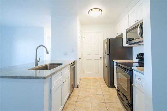 1400 GANDY BOULEVARD N 412, St Petersburg, FL 33702