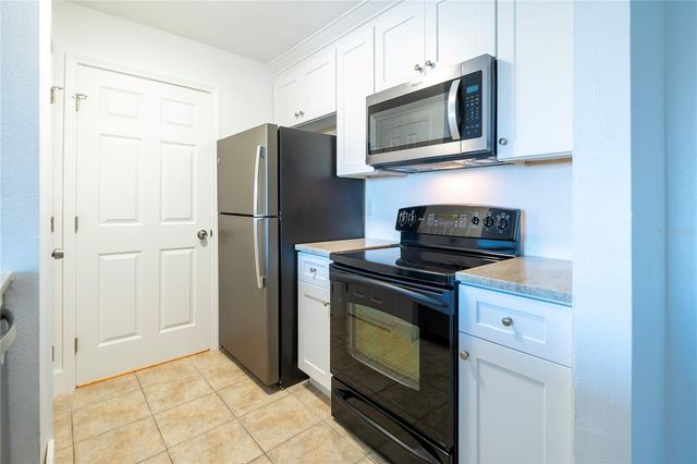 1400 GANDY BOULEVARD N 412, St Petersburg, FL 33702