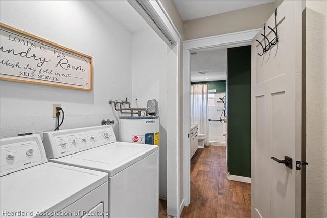 741 Lake Blue Drive, Lake Placid, FL 33852