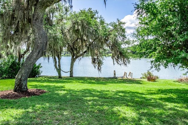 741 Lake Blue Drive, Lake Placid, FL 33852
