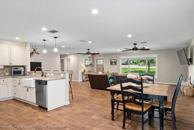 741 Lake Blue Drive, Lake Placid, FL 33852