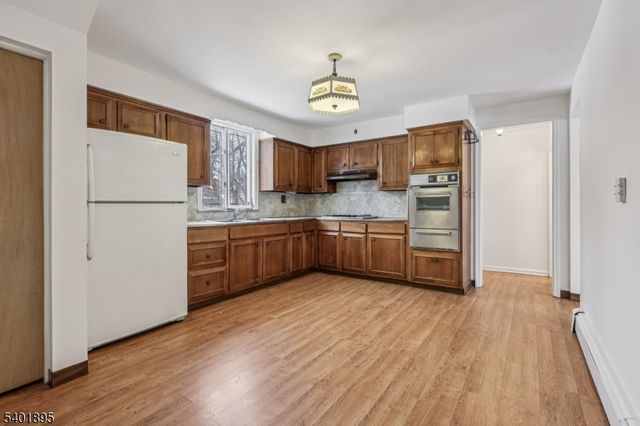 140 Van Nostrand Ave, Englewood City, NJ 07631