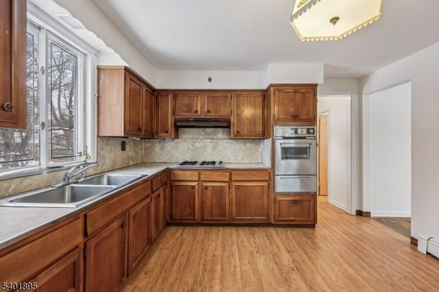 140 Van Nostrand Ave, Englewood City, NJ 07631