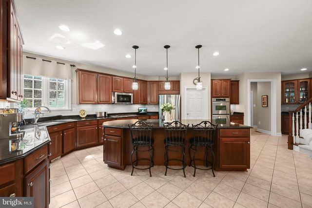 1 WAGON SHED LN, Middletown, MD 21769