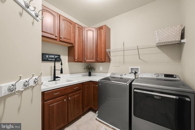 1 WAGON SHED LN, Middletown, MD 21769