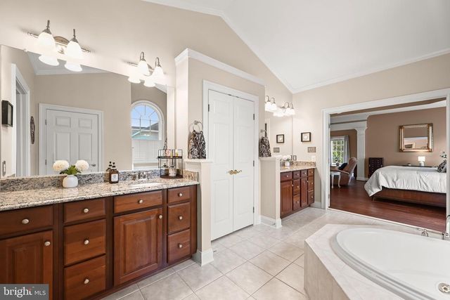 1 WAGON SHED LN, Middletown, MD 21769