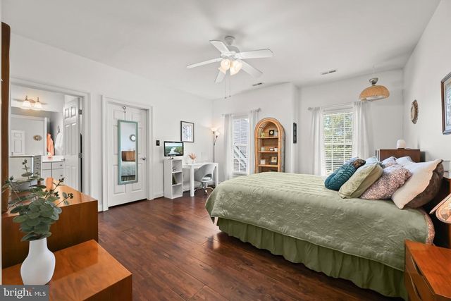 1 WAGON SHED LN, Middletown, MD 21769