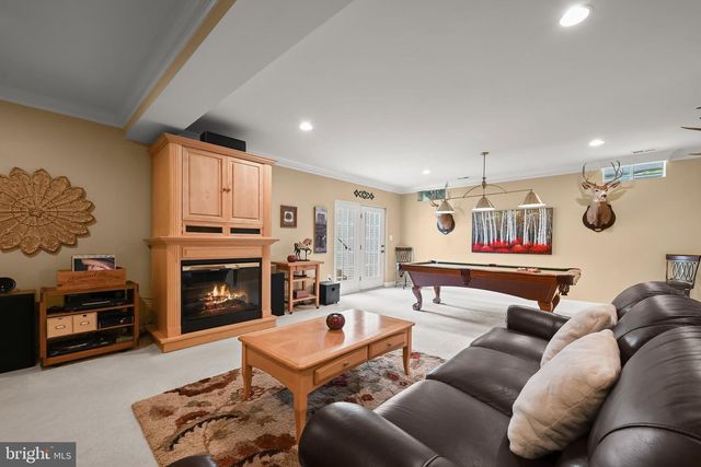 1 WAGON SHED LN, Middletown, MD 21769