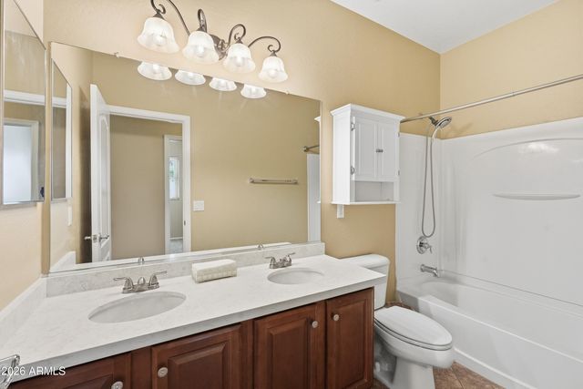 4869 S STONECREEK Boulevard, Gilbert, AZ 85298