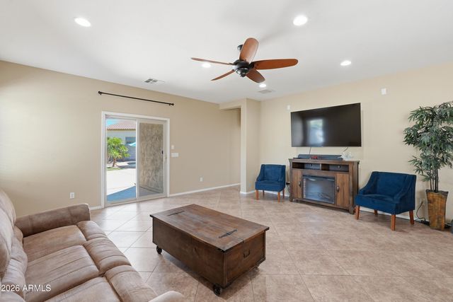 4869 S STONECREEK Boulevard, Gilbert, AZ 85298