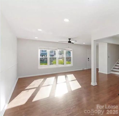 5810 Red Carriage Lane, Charlotte, NC 28212