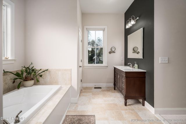 200 Olde Colony Drive, Edenton, NC 27932